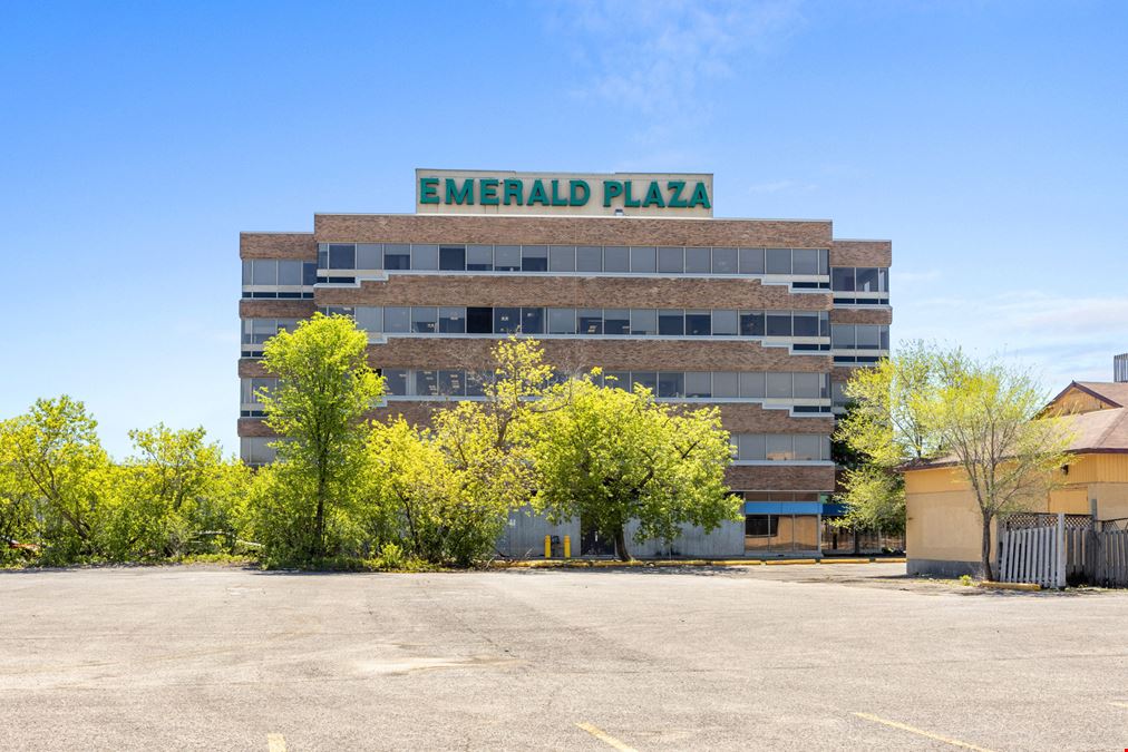 Emerald Plaza