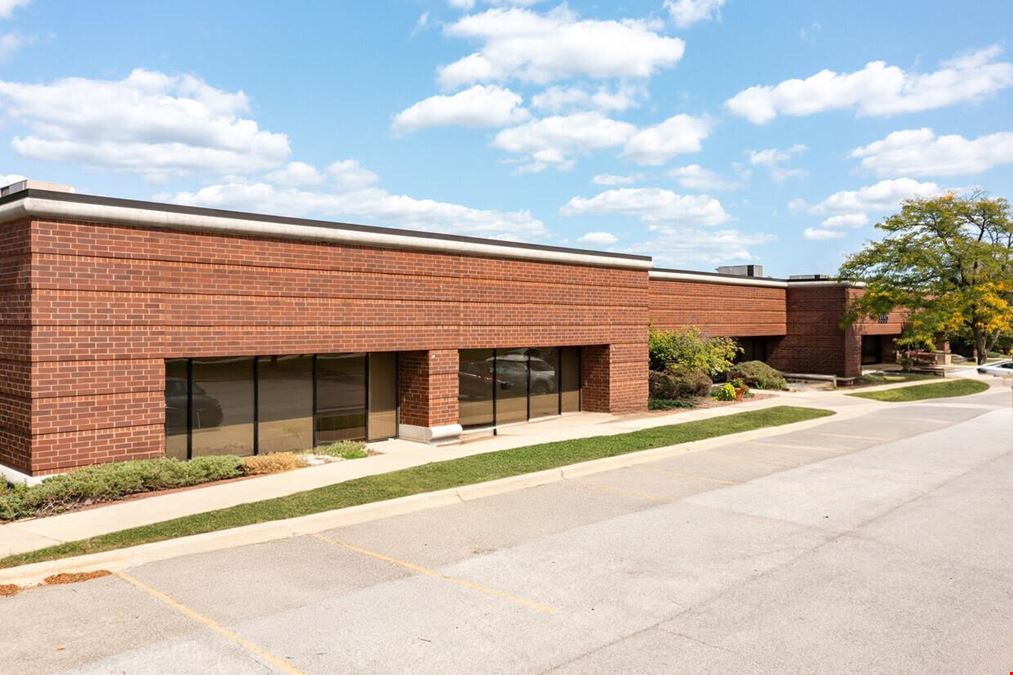 3350 W. Salt Creek Lane