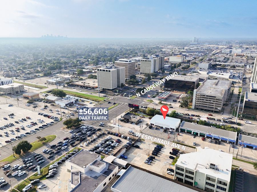 Freestanding Retail Property with Parking on W Esplanade Ave