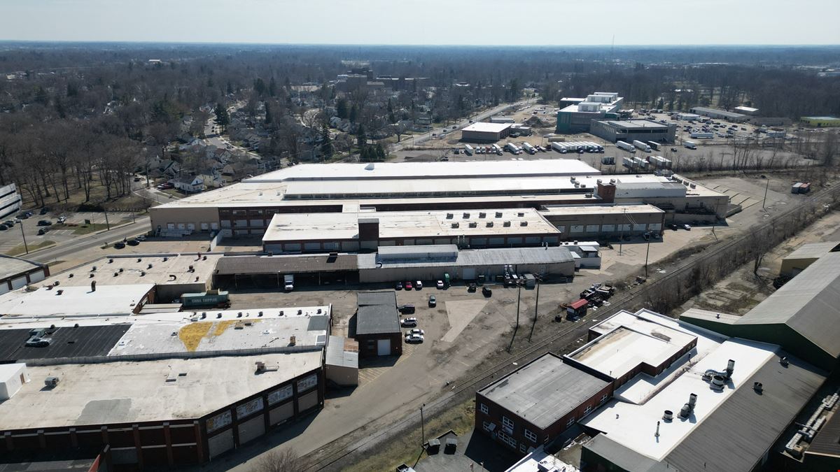 Lansing Industrial Center Warehouse