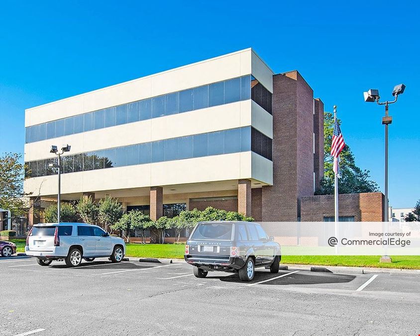 100 Volvo Pkwy