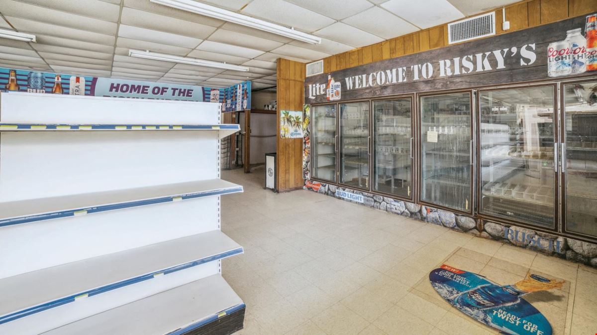 $1 Auction | 7,831 SF Former Convenience/Liquor Store | Equipment In-Place