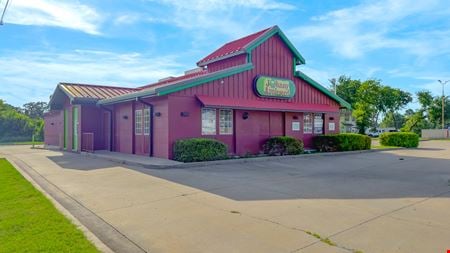 Preview of Retail space for Rent at 400 S WOOD DR