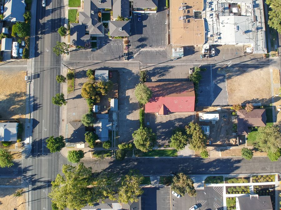 Medical Office — ±4,995 SF Office Building for Sale in Merced, CA
