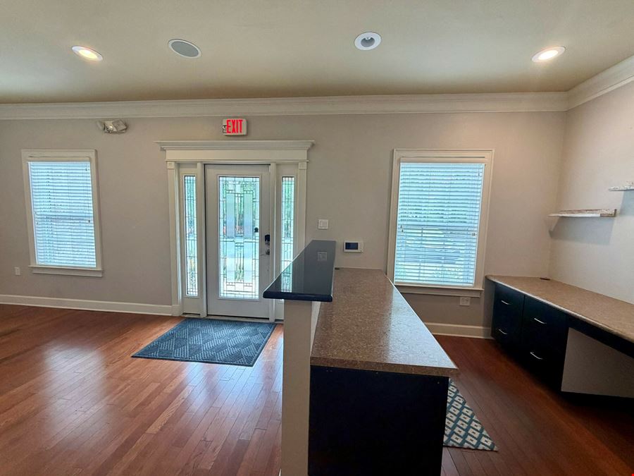 1618 Mahan Center Blvd., Suite 103