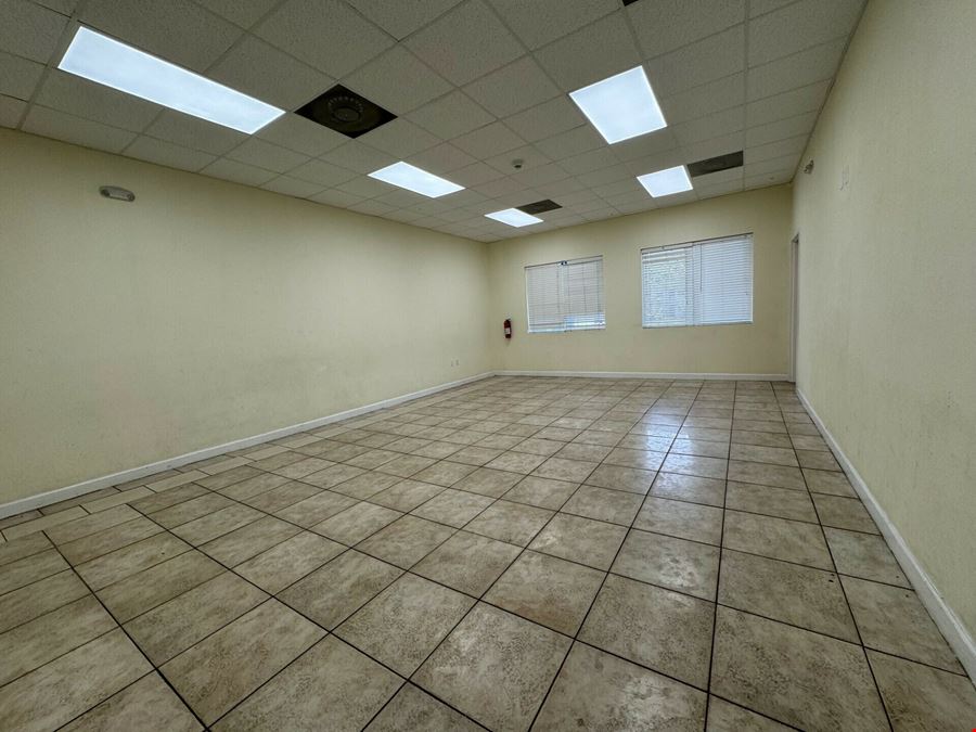 24 SW 10th St