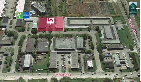 Kendall-Tamiami Warehouses Near Miami Executive Airport