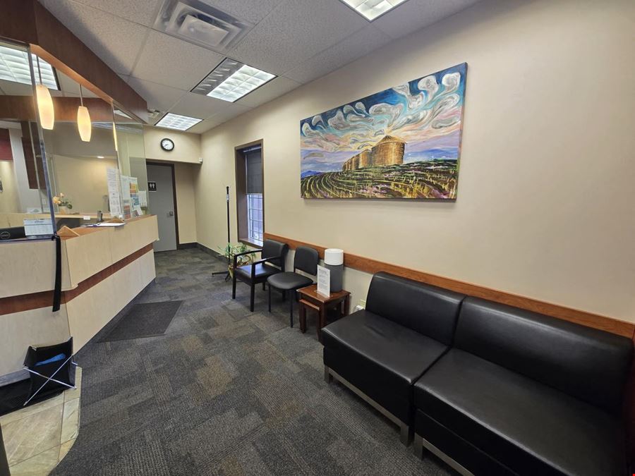Bearspaw Plaza: Medical Office Space