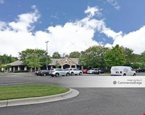 Mendenhall Oaks Business Park - 4194 Mendenhall Oaks Pkwy