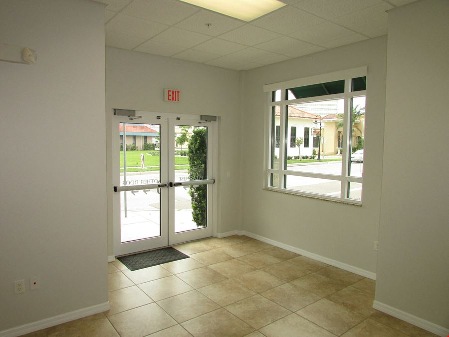 HARD TO FIND OFFICE CONDO IN DOWNTOWN SARASOTA!