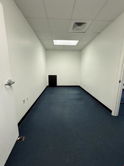 10501 s oarnge ave ste 112