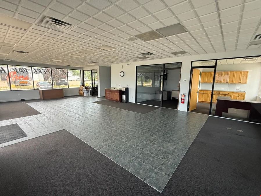 Auto Sales Facility with Separate Repair Building