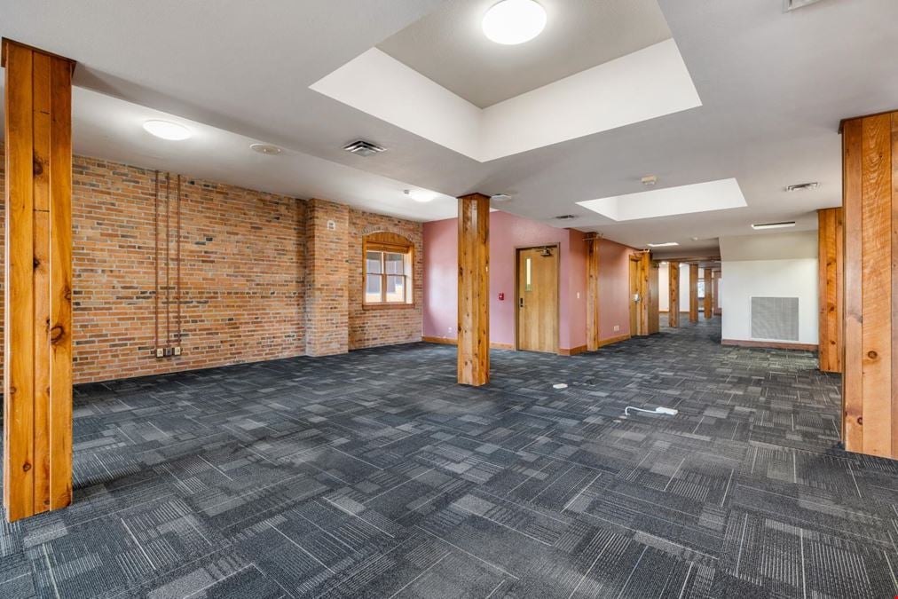414 Mt Rushmore Rd (Annex)