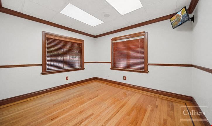 2424 Coral Way