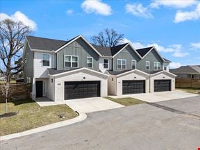 Birdmaster Townhomes