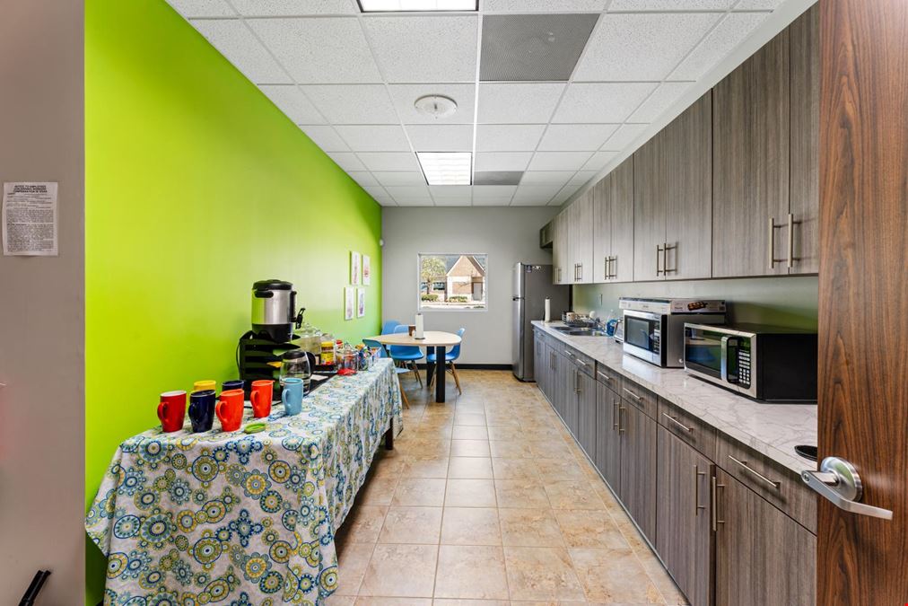 6319 Cypresswood