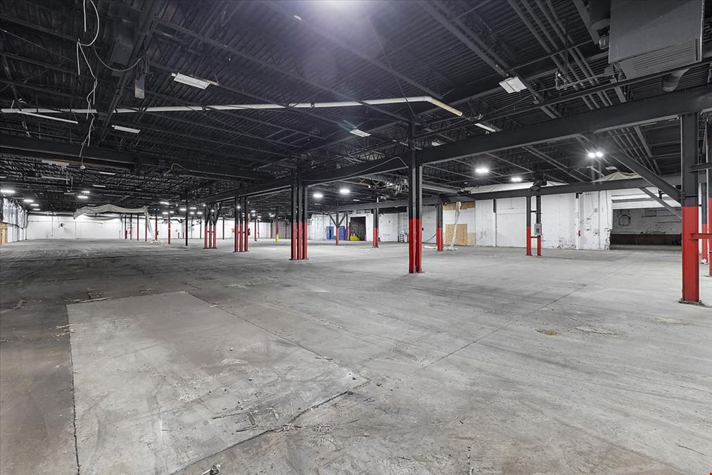 Versatile Industrial/ Flex/ Warehouse and Storage Facility