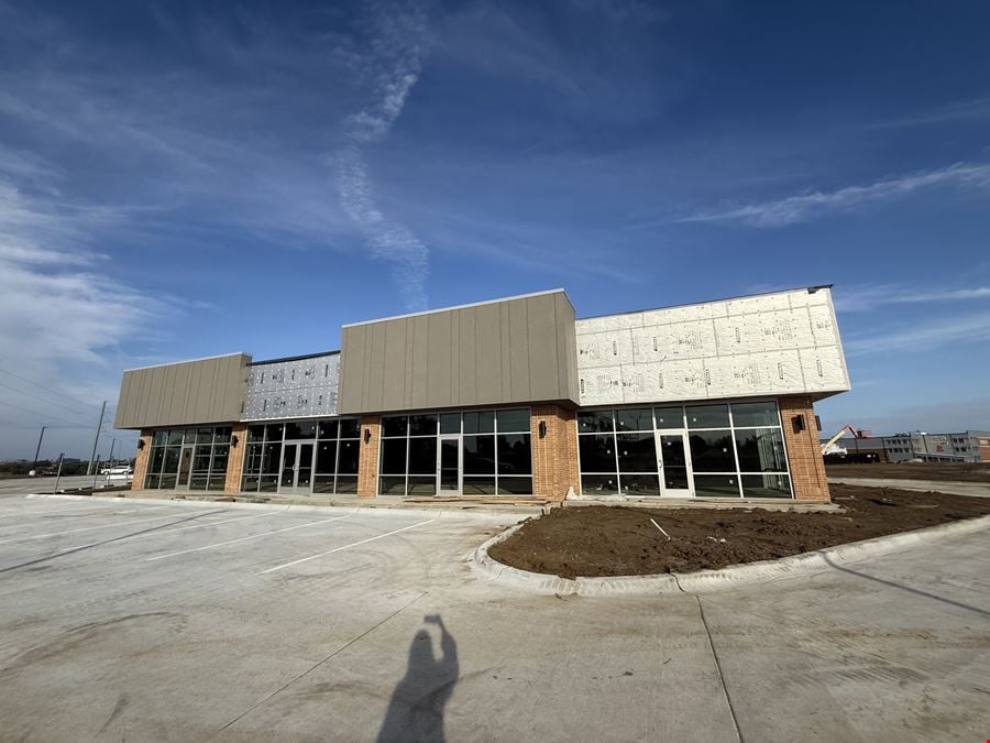 Woodlands Retail- Ready for Tenant Finishes