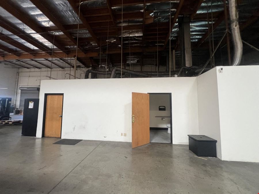 Ontario Warehouse Space for Rent - #1698 | 1,000-20,000 Sq Ft