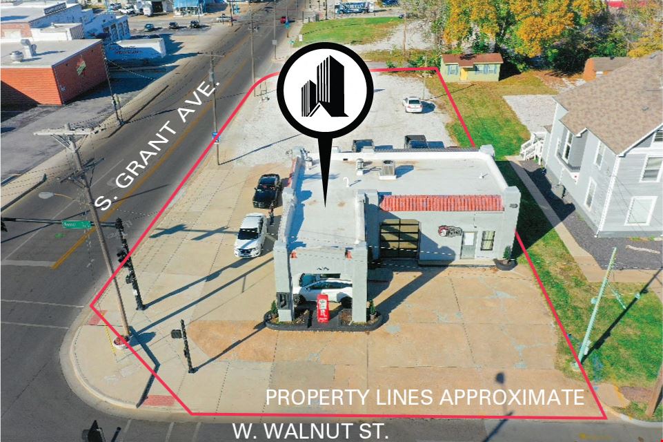 1,096 SF Retail Building For Sale GAP A on Grant & Walnut