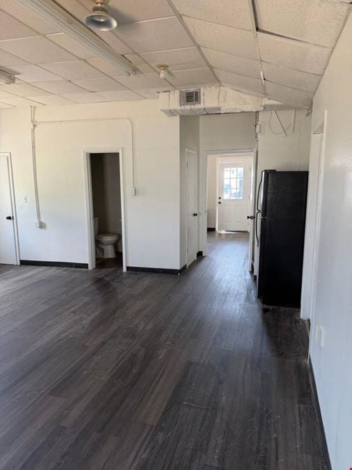 62 Barnes St – Office, Quonset Hut + Fenced Yard
