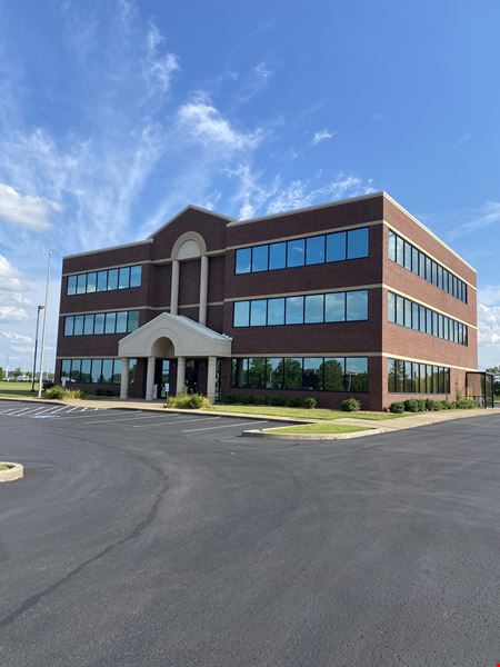 Preview of commercial space at 300 Southtown Blvd