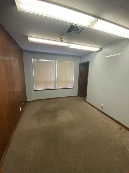 1438 S Cherokee St