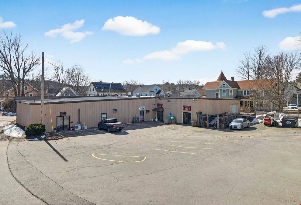 123 S Main St, Athol
