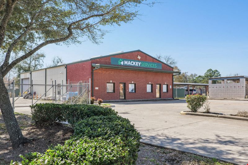 5252 FM 517 Road East