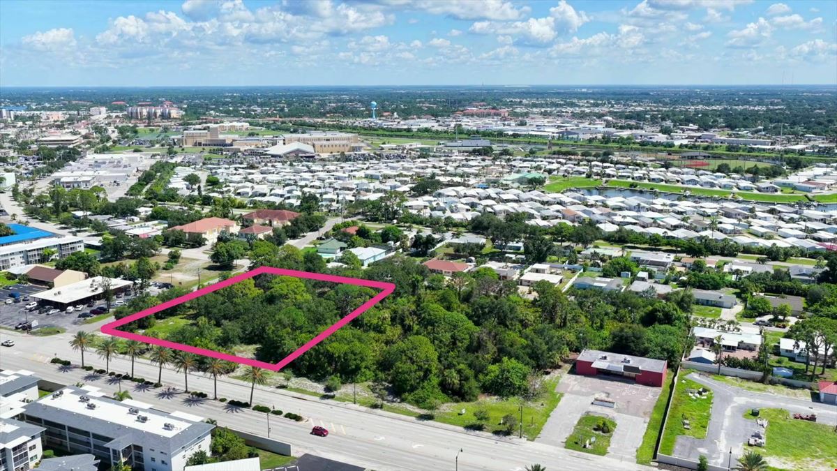 Venice Island Commercial Site