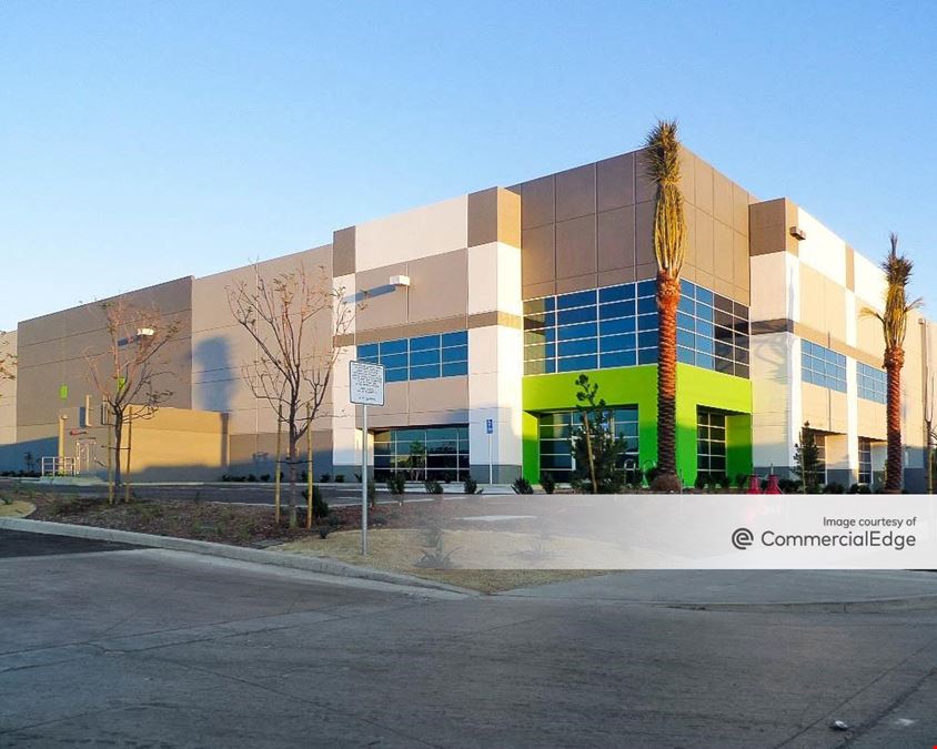 Goodman Logistics Center Compton