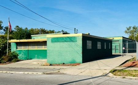 Preview of Industrial space for Rent at 1367 Essex Ave