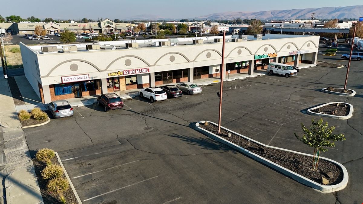 Prime Retail Corridor Location