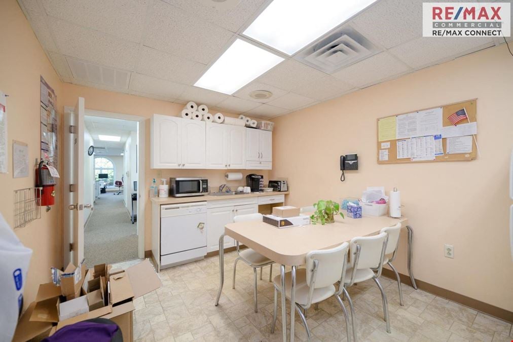 401 Oyster Point