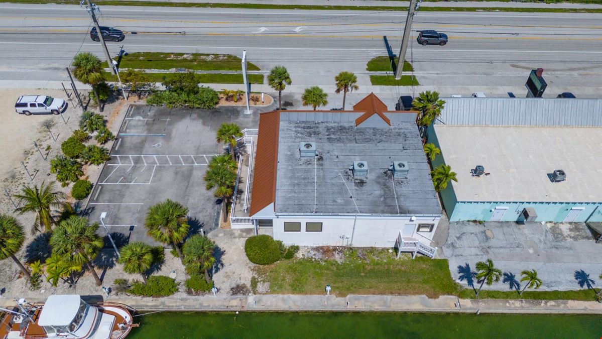 Waterfront Office Building for Lease