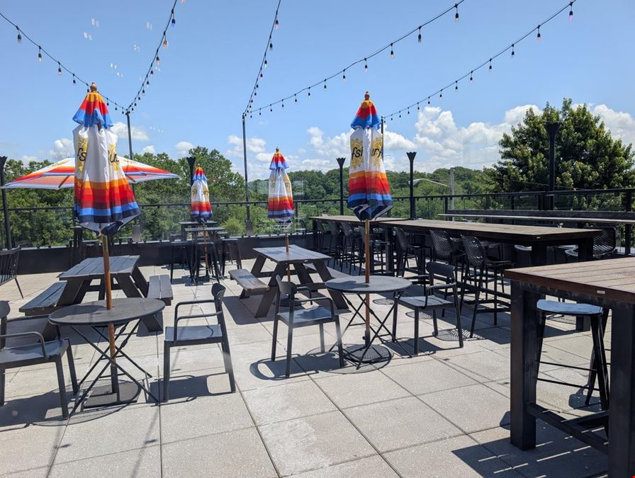  Restaurant Investment Opportunity with New 10-year Lease in Historic Downtown Willoughby, Ohio