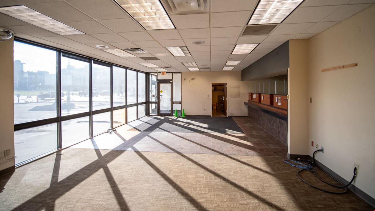 Center Street Premier Flex-Commercial Space 