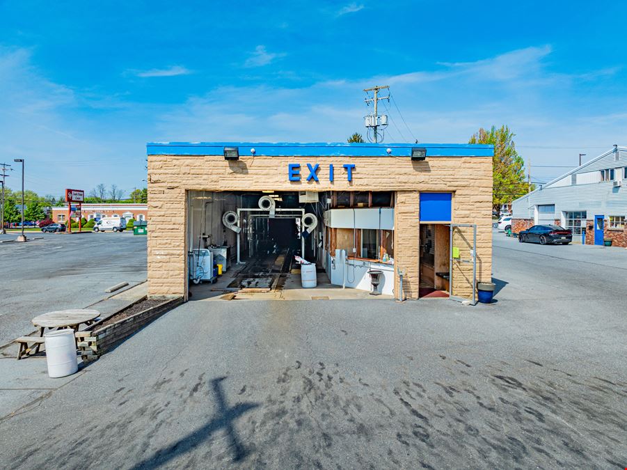 702 Quentin Rd