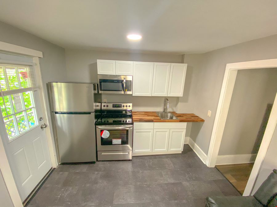 41 1/2 Fayette St