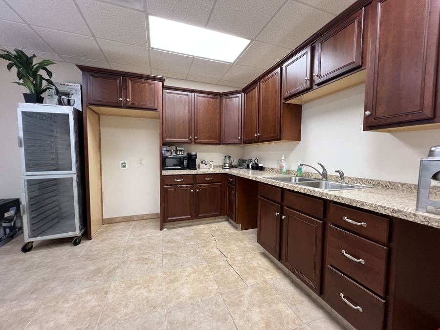 7359 International Dr.