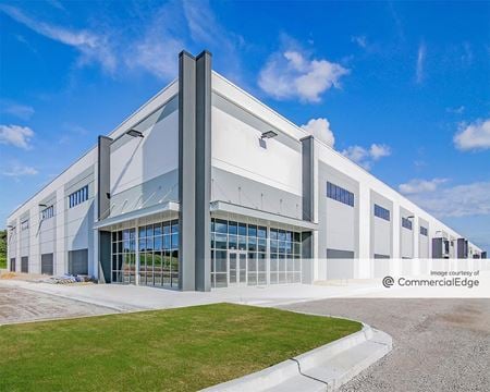 Preview of Industrial space for Rent at 9701 NE Parvin Road