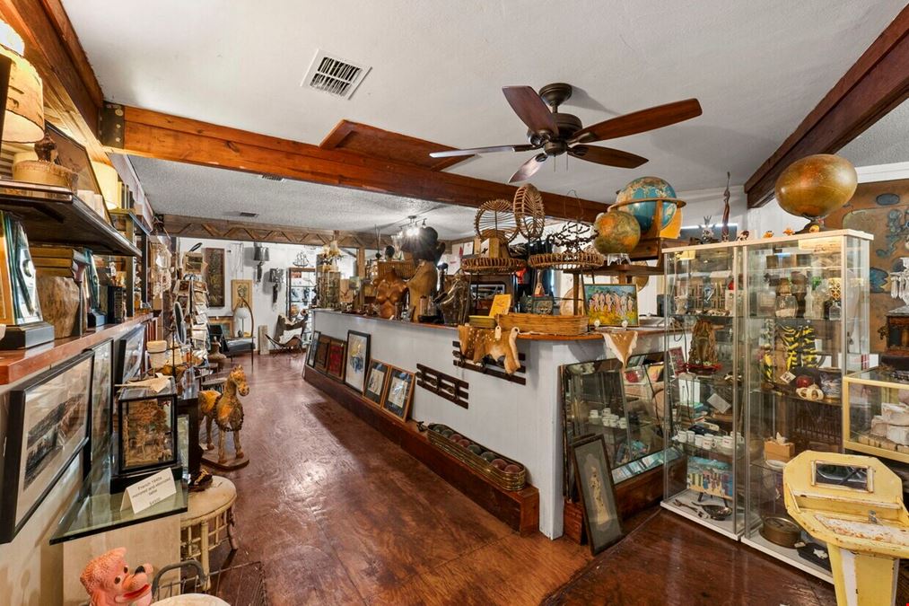 1725 S US Highway 281