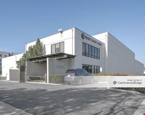 2200 Alton Ave.