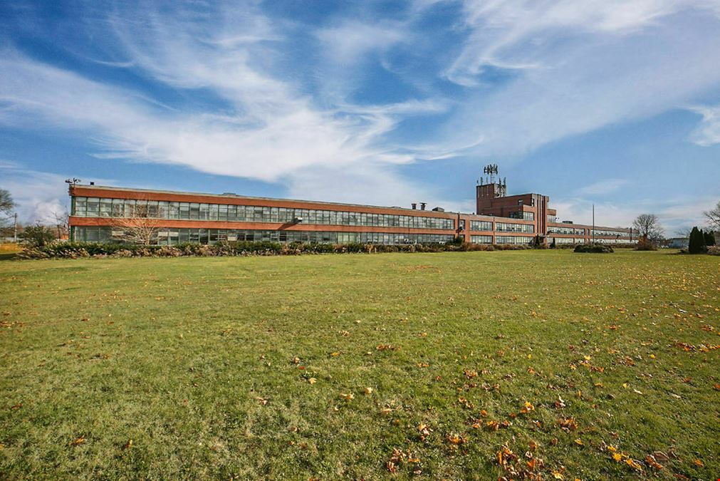 359,000+/- SF Warehouse Property