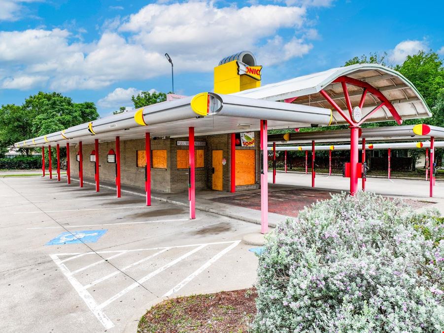1,704 SF for Sale or Lease in Irving