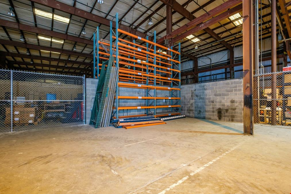 PRIME COMMERCIAL SPACE FOR LEASE- 3,100 SF