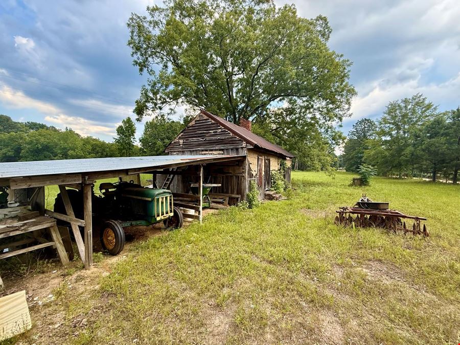 940 County Road 14, Auburn, AL 36830