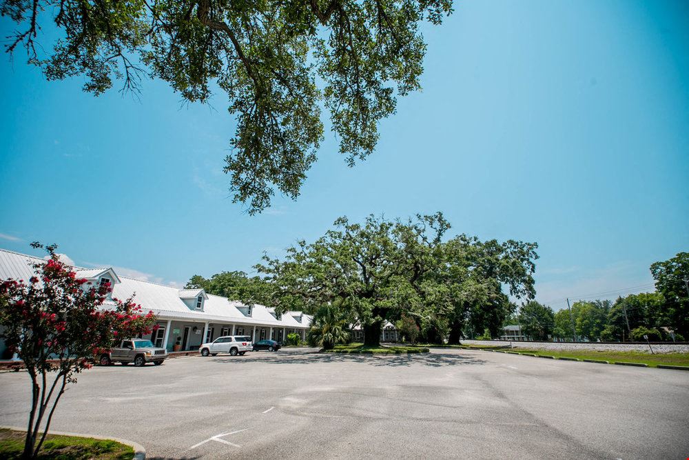 PRIME RETAIL/OFFICE SPACE IN COURTHOUSE STATION