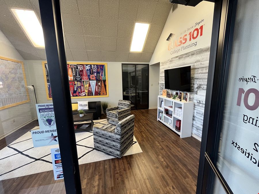 9292 Huntington Square