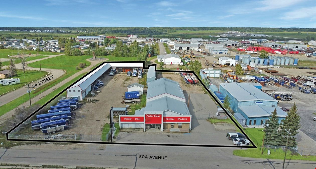 Former Home Hardware w/Yard